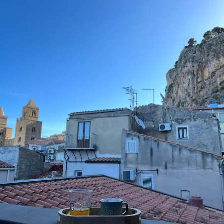 180° View Apartment Cefalu